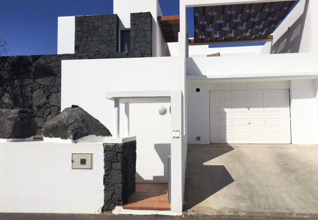 Villa in Playa Blanca - Villa Tahona Villa in Playa Blanca - Villa Tahona