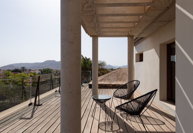 Villa in Antigua - Fuerteventura - HomeForGuest Casa Altanntes: Heated Pool, 4000m² garden - HomeForGuest  Villa in Antigua - Fuerteventura - HomeForGuest Casa Altanntes: Heated Pool, 4000m² garden - HomeForGuest