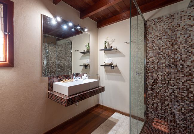 Villa in Antigua - Fuerteventura - HomeForGuest Casa Altanntes: Heated Pool, 4000m² garden - HomeForGuest  Villa in Antigua - Fuerteventura - HomeForGuest Casa Altanntes: Heated Pool, 4000m² garden - HomeForGuest