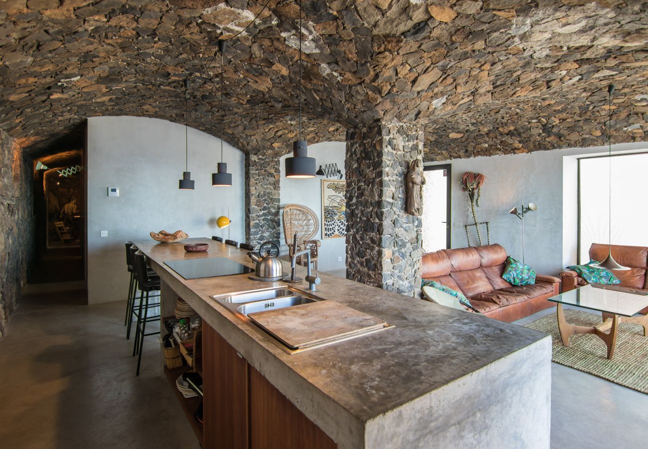 Apartment in Arico - HomeForGuest NextDoor Oasis: ocean front, terrace, natural pool- HomeForGuest