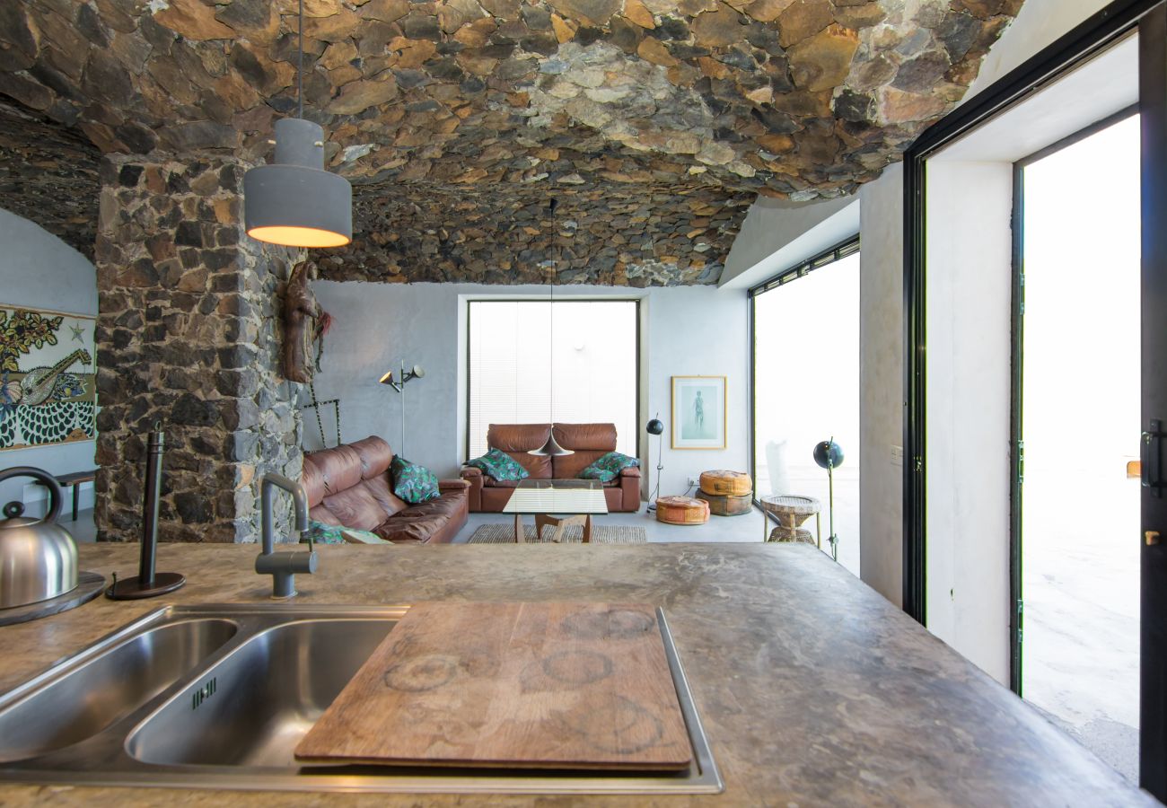 Apartment in Arico - HomeForGuest NextDoor Oasis: ocean front, terrace, natural pool- HomeForGuest