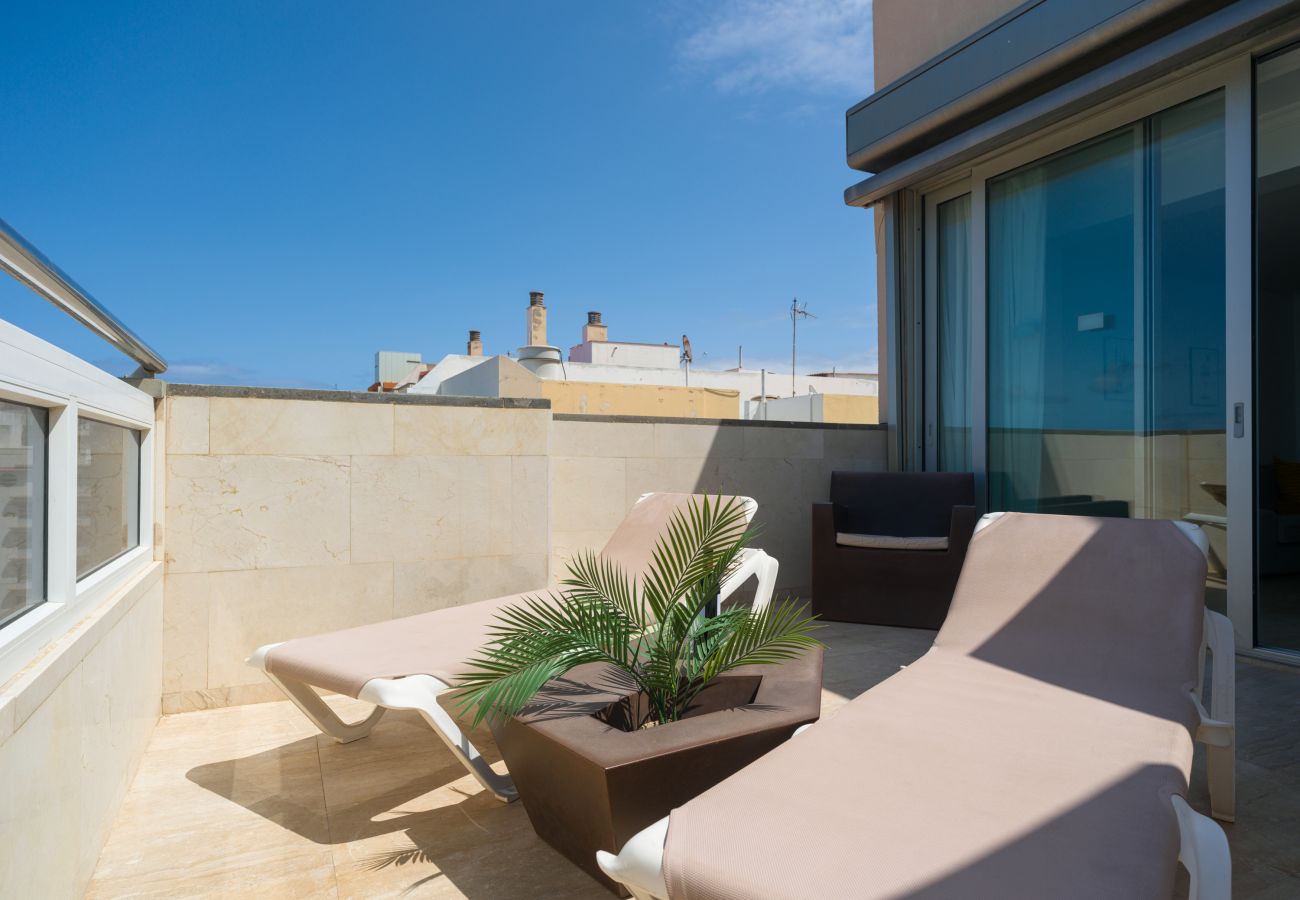 House in Las Palmas de Gran Canaria - Awesome beachfront terrace By CanariasGetaway 