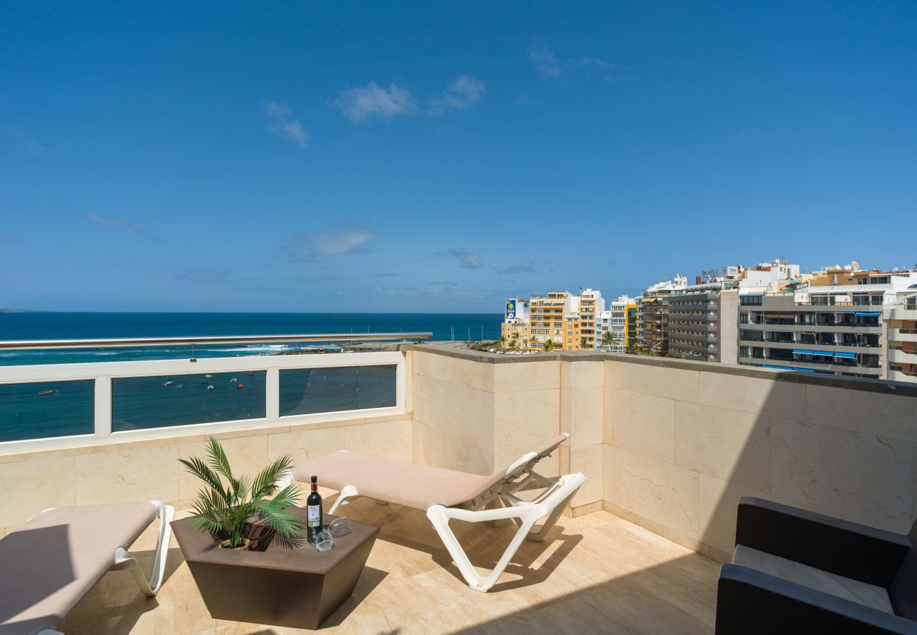 House in Las Palmas de Gran Canaria - Awesome beachfront terrace By CanariasGetaway 