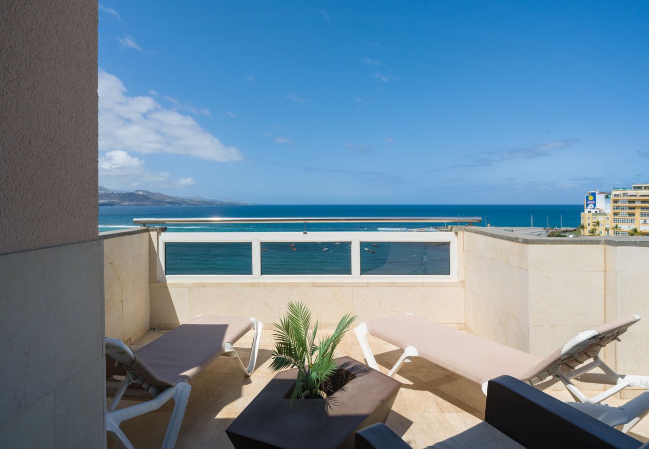 House in Las Palmas de Gran Canaria - Awesome beachfront terrace By CanariasGetaway 