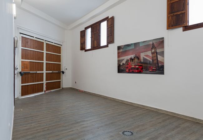 House in Arucas - HomeForGuest Cozy Loft with Parking next to the Cathedral of Arucas House in Arucas - HomeForGuest Cozy Loft with Parking next to the Cathedral of Arucas