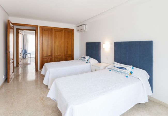 Apartment in Playa de Gandía - PRECIOSO APARTAMENTO SITUADO EN PRIMERA LÍNEA DE PLAYA Apartment in Playa de Gandía - PRECIOSO APARTAMENTO SITUADO EN PRIMERA LÍNEA DE PLAYA