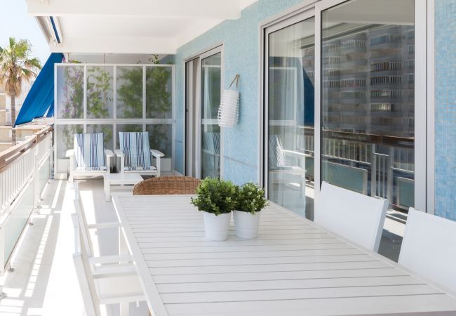 Apartment in Playa de Gandía - PRECIOSO APARTAMENTO SITUADO EN PRIMERA LÍNEA DE PLAYA Apartment in Playa de Gandía - PRECIOSO APARTAMENTO SITUADO EN PRIMERA LÍNEA DE PLAYA