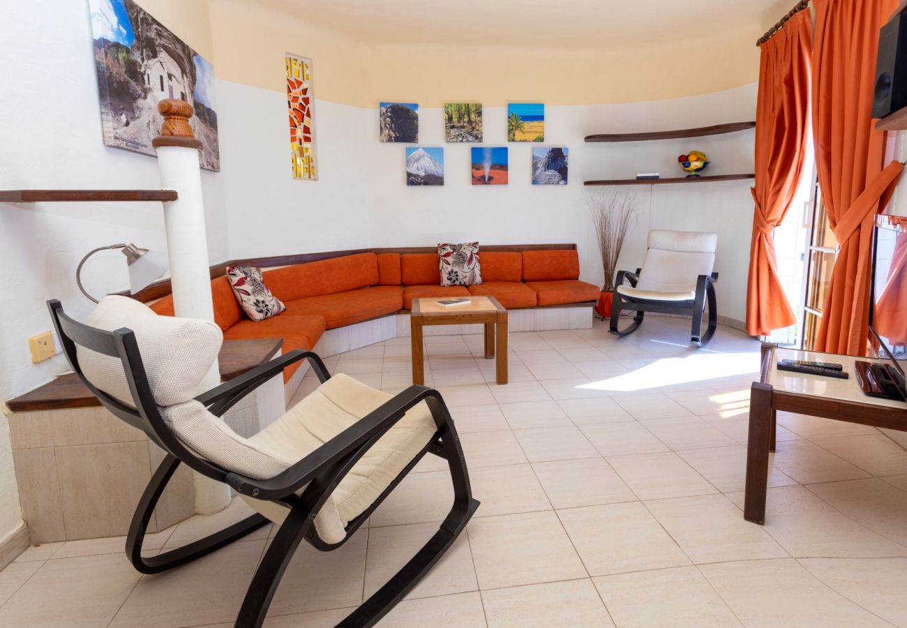 Apartment in San Bartolomé de Tirajana - Altamar 44 balcony&pool By CanariasGetaway 