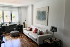 Apartment in Las Palmas de Gran Canaria - Flat with extensive gardens PARKING GYM terrace and swimming pool