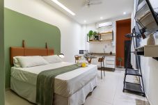 Studio in Rio de Janeiro - 3 minutes from Copacabana beach | NSC501