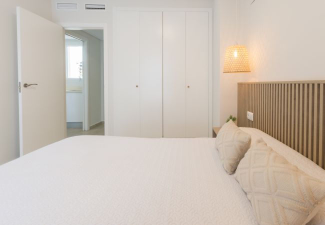 Apartment in Playa de Gandía - Elegante Apartamento familiar de 2 dormitorios. Wifi Apartment in Playa de Gandía - Elegante Apartamento familiar de 2 dormitorios. Wifi