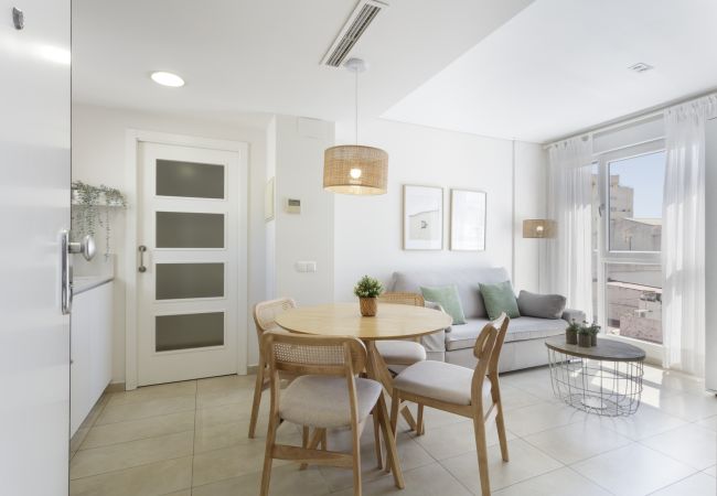 Apartment in Playa de Gandía - Elegant 2-bedroom family flat. Wi-Fi - only families
