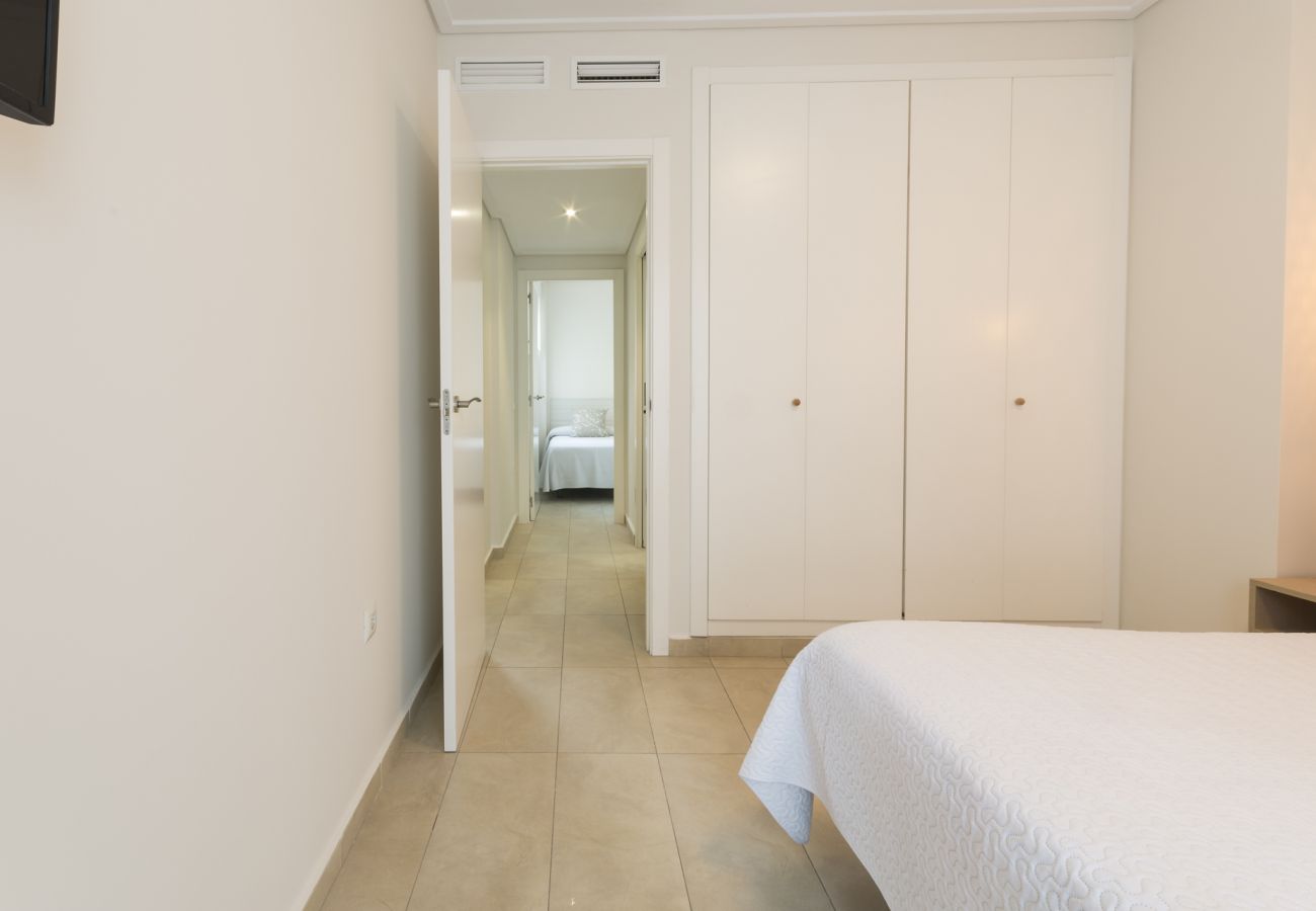 Apartment in Playa de Gandía - Elegante Apartamento familiar de 2 dormitorios. Wifi