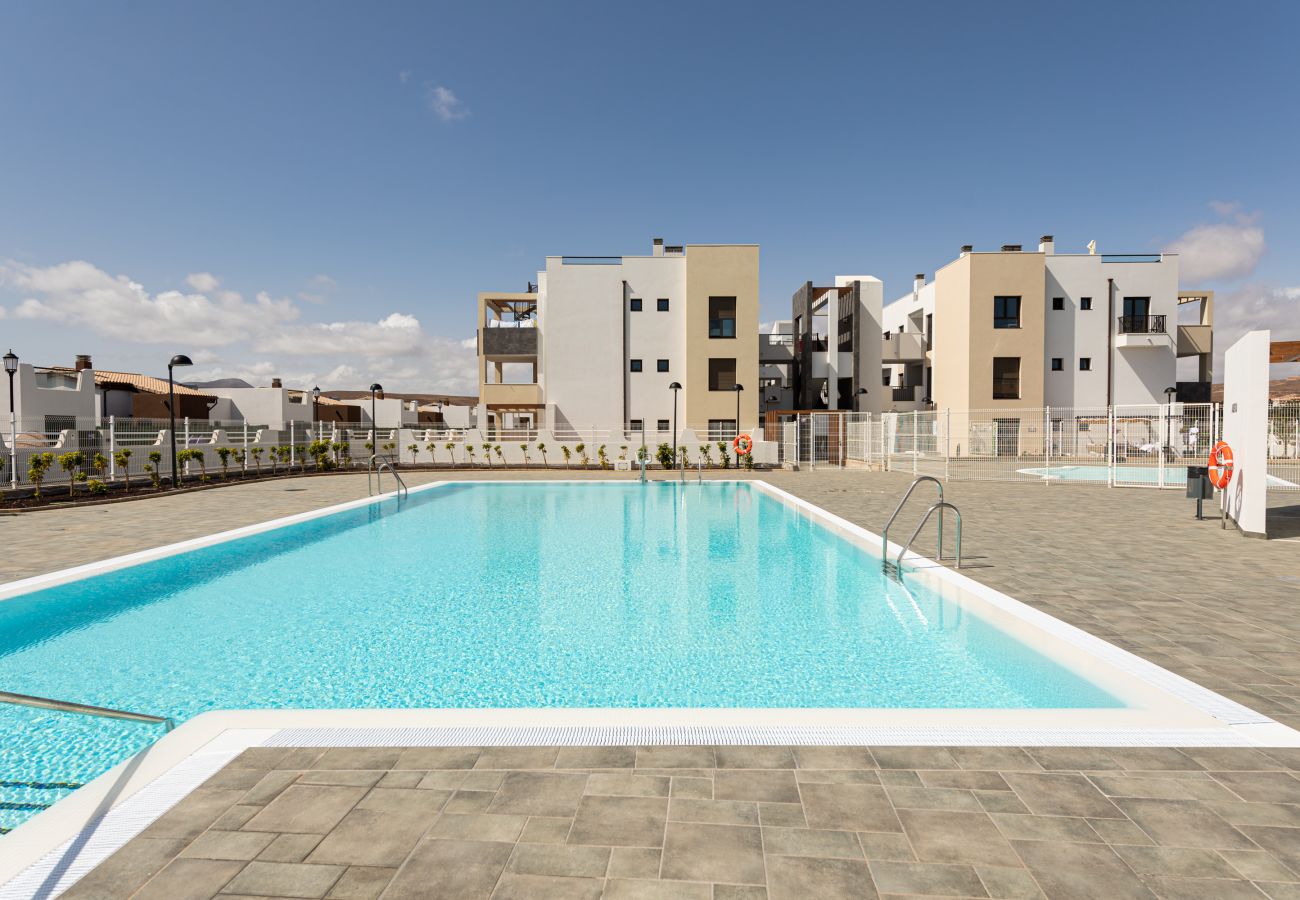 Apartment in Caleta de Fuste - Antigua - Apartamento con Terraza y piscina Pueblo Majorero