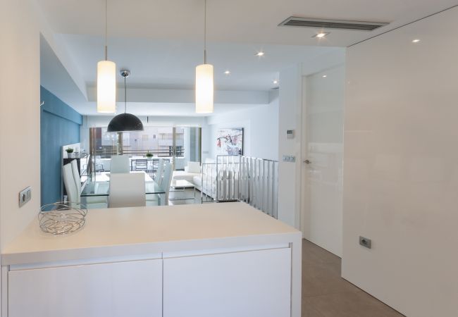 Apartment in Playa de Gandía - Amazing Apartment in front of the Beach with sunny terrace. Airco. Apartment in Playa de Gandía - Amazing Apartment in front of the Beach with sunny terrace. Airco.
