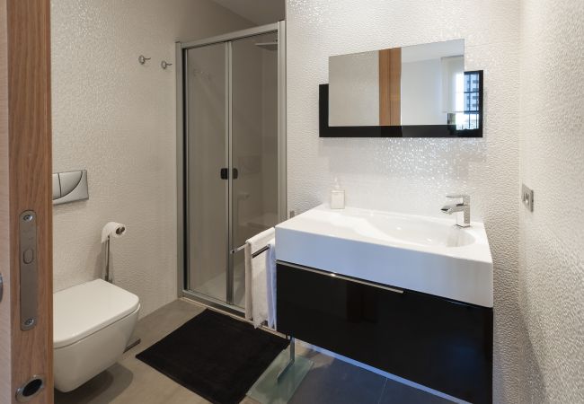 Apartment in Playa de Gandía - Amazing Apartment in front of the Beach with sunny terrace. Airco. Apartment in Playa de Gandía - Amazing Apartment in front of the Beach with sunny terrace. Airco.