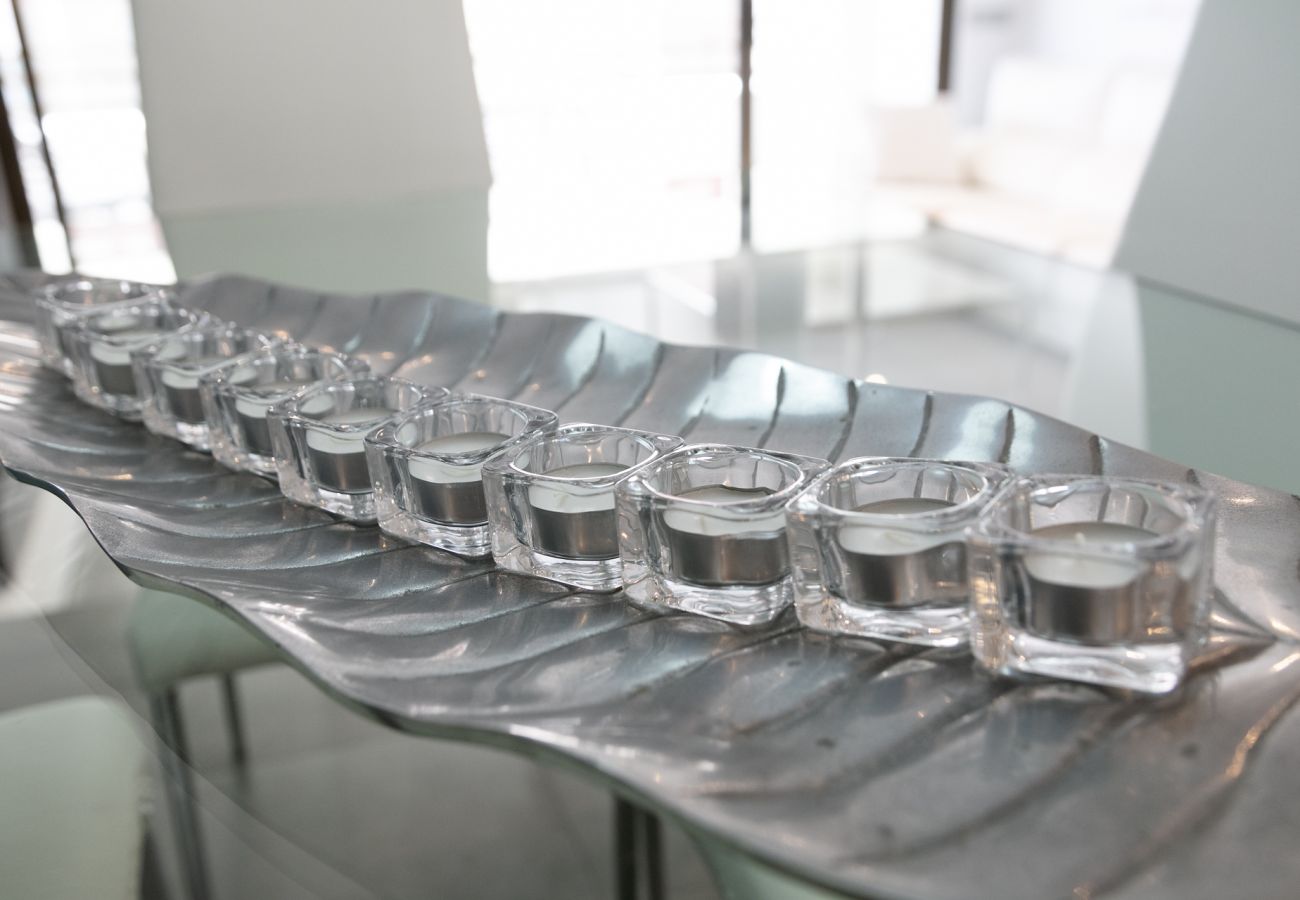 Apartment in Playa de Gandía - Amazing Apartment in front of the Beach with sunny terrace. - only families