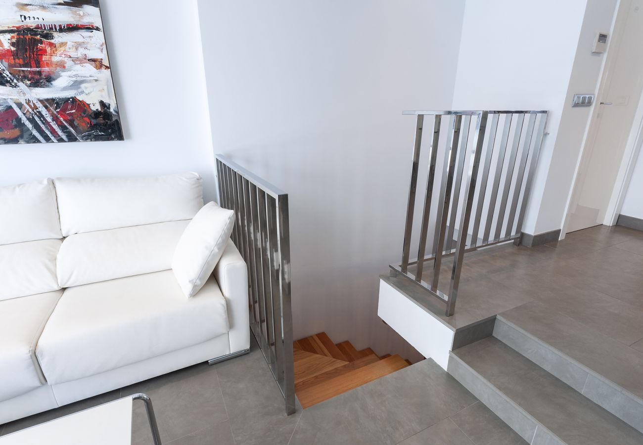 Apartment in Playa de Gandía - Amazing Apartment in front of the Beach with sunny terrace. - only families