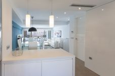Apartment in Playa de Gandía - Amazing Apartment in front of the Beach with sunny terrace. Airco.