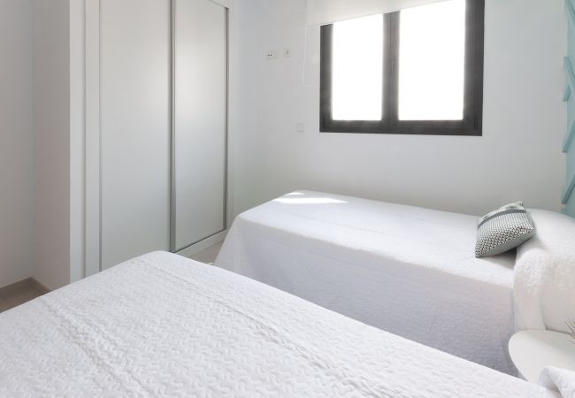 Apartment in Playa de Gandía - Amazing holidays in this  New condo mediterranean style. Wifi Apartment in Playa de Gandía - Amazing holidays in this  New condo mediterranean style. Wifi