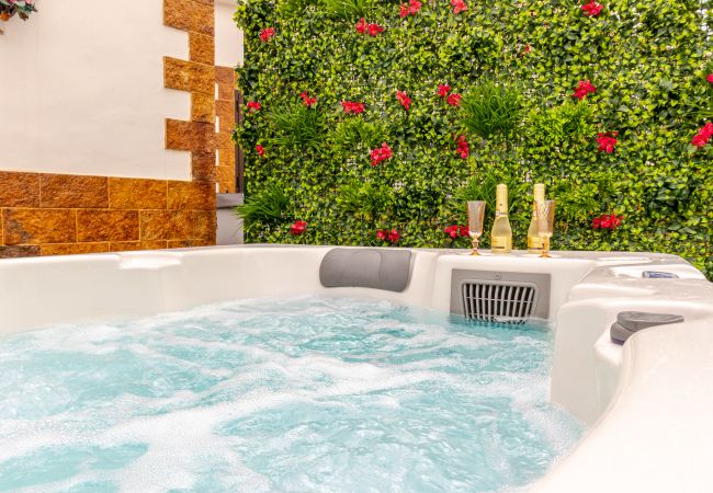 House in Moya - Mari House With Jacuzzi and BBQ by CanariasGetaway House in Moya - Mari House With Jacuzzi and BBQ by CanariasGetaway