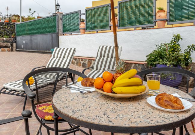 House in Moya - Mari House With Jacuzzi and BBQ by CanariasGetaway House in Moya - Mari House With Jacuzzi and BBQ by CanariasGetaway