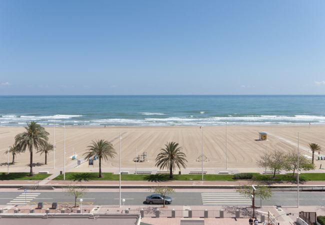Apartment in Playa de Gandía - Amazing holidays in front of the sea. Fully refurbished Apartment in Playa de Gandía - Amazing holidays in front of the sea. Fully refurbished