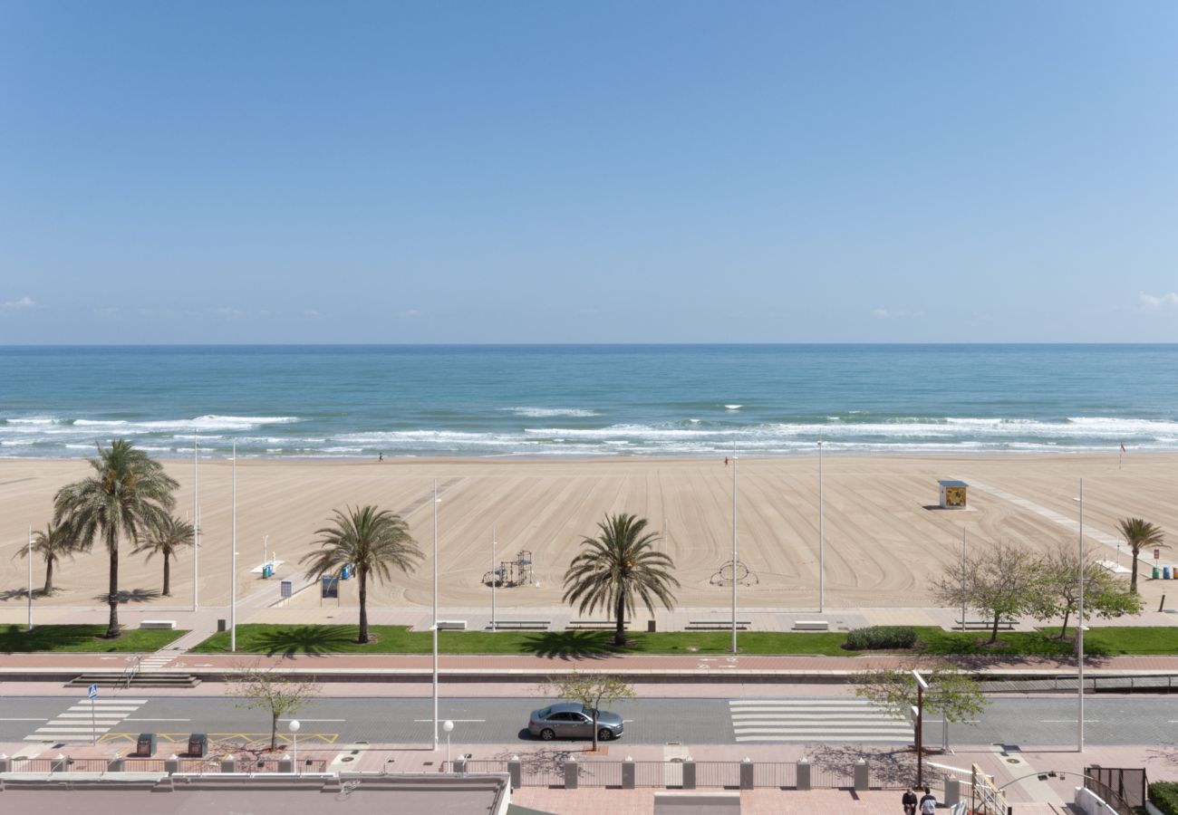 Apartment in Playa de Gandía - Amazing holidays in front of the sea. Fully refurbished Apartment in Playa de Gandía - Amazing holidays in front of the sea. Fully refurbished