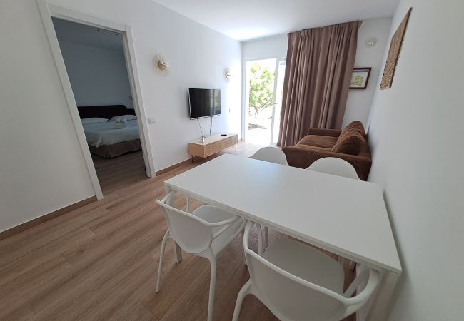 Apartment in Corralejo - Apartment with terrace, swimming pool and beachfront in Corralejo - Home For Guest Apartment in Corralejo - Apartment with terrace, swimming pool and beachfront in Corralejo - Home For Guest