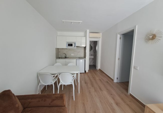 Apartment in Corralejo - Apartment with terrace, swimming pool and beachfront in Corralejo - Home For Guest Apartment in Corralejo - Apartment with terrace, swimming pool and beachfront in Corralejo - Home For Guest