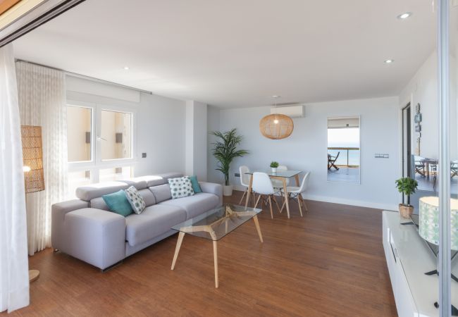 Apartment in Playa de Gandía - Luxurious and Beautiful three Bedroom Beachfront Property Apartment in Playa de Gandía - Luxurious and Beautiful three Bedroom Beachfront Property