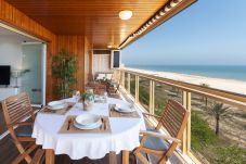 Apartment in Playa de Gandía - Luxurious and Beautiful three Bedroom Beachfront Property