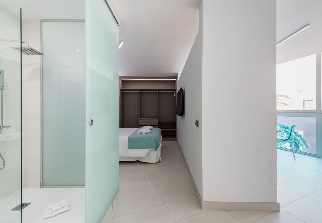 Apartment in Las Palmas de Gran Canaria - Edison Building 201 By CanariasGetaway 