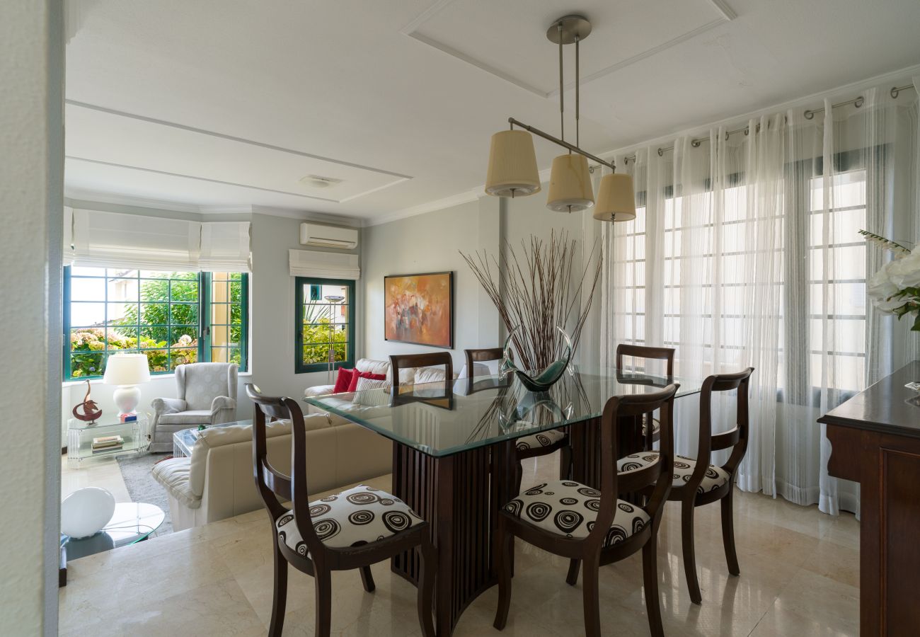 House in Santa Brígida - House with cozy garden BBQ 