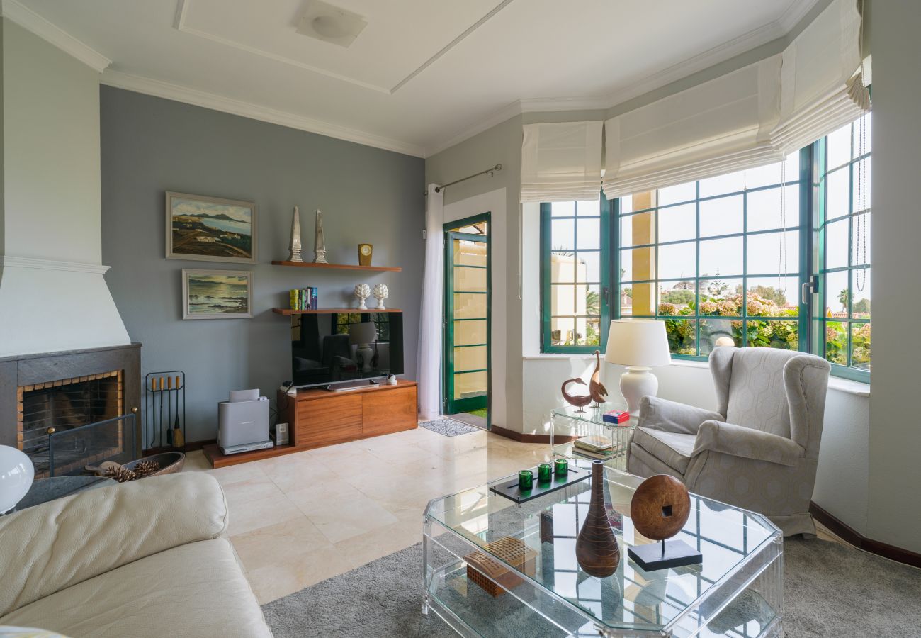 House in Santa Brígida - House with cozy garden BBQ 