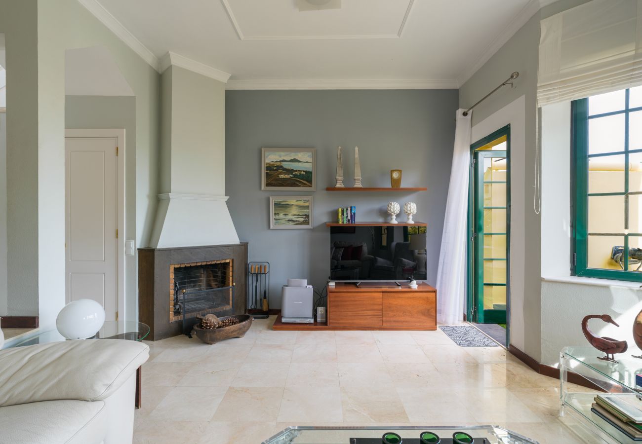 House in Santa Brígida - House with cozy garden BBQ 