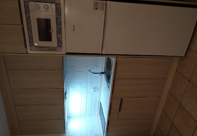 Studio in Puerto del Carmen - ZOE; two beds, TV, WIFI, equipped kitchen, bathroom, swimming pool and solarium  Studio in Puerto del Carmen - ZOE; two beds, TV, WIFI, equipped kitchen, bathroom, swimming pool and solarium