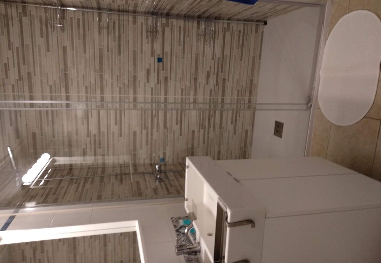 Studio in Puerto del Carmen - ZOE; two beds, TV, WIFI, equipped kitchen, bathroom, swimming pool and solarium 