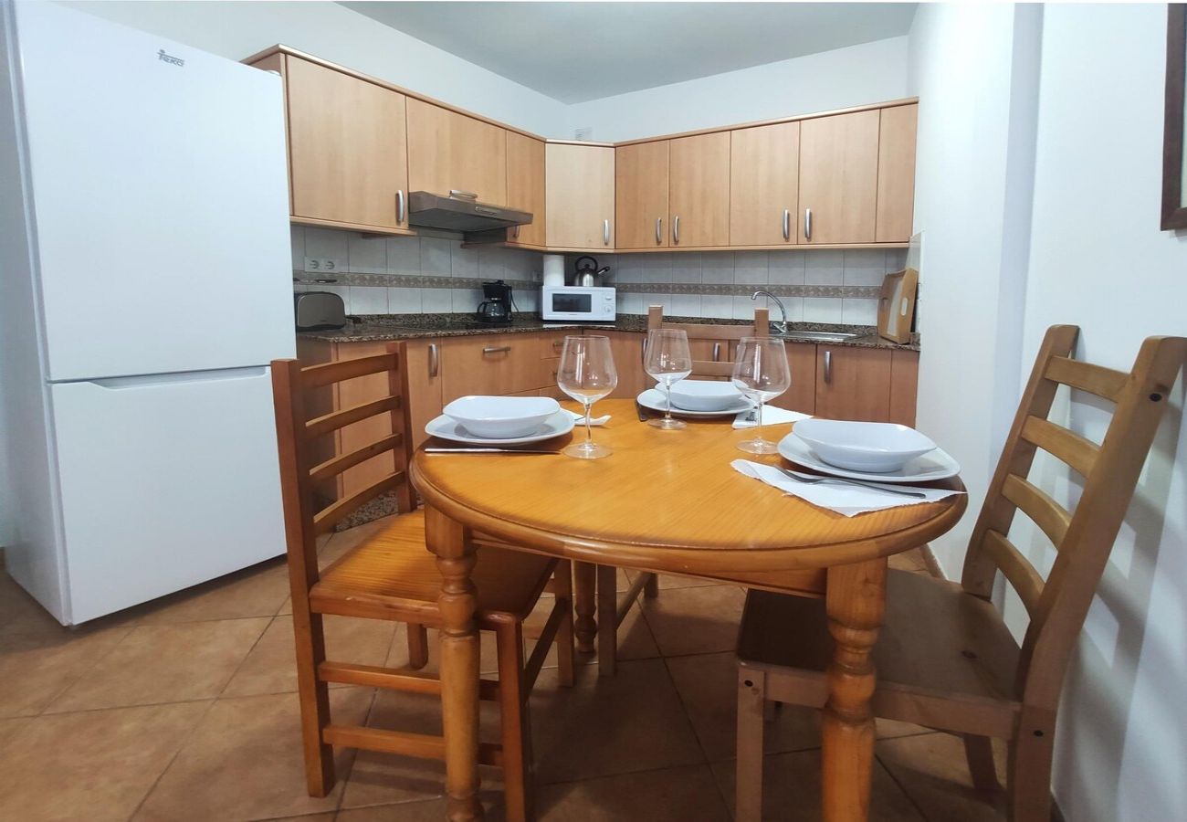 Apartment in Arrecife - La Chalana, two bedroom apartment in El Charco de San Ginés 