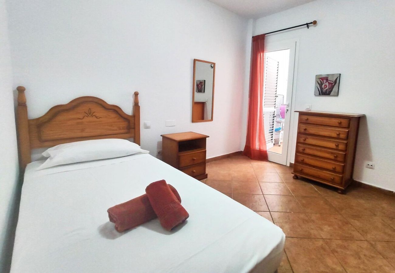 Apartment in Arrecife - La Chalana, two bedroom apartment in El Charco de San Ginés 