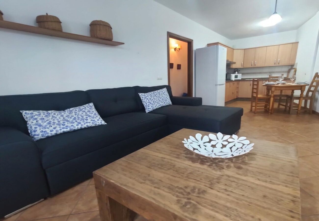 Apartment in Arrecife - La Chalana, two bedroom apartment in El Charco de San Ginés 