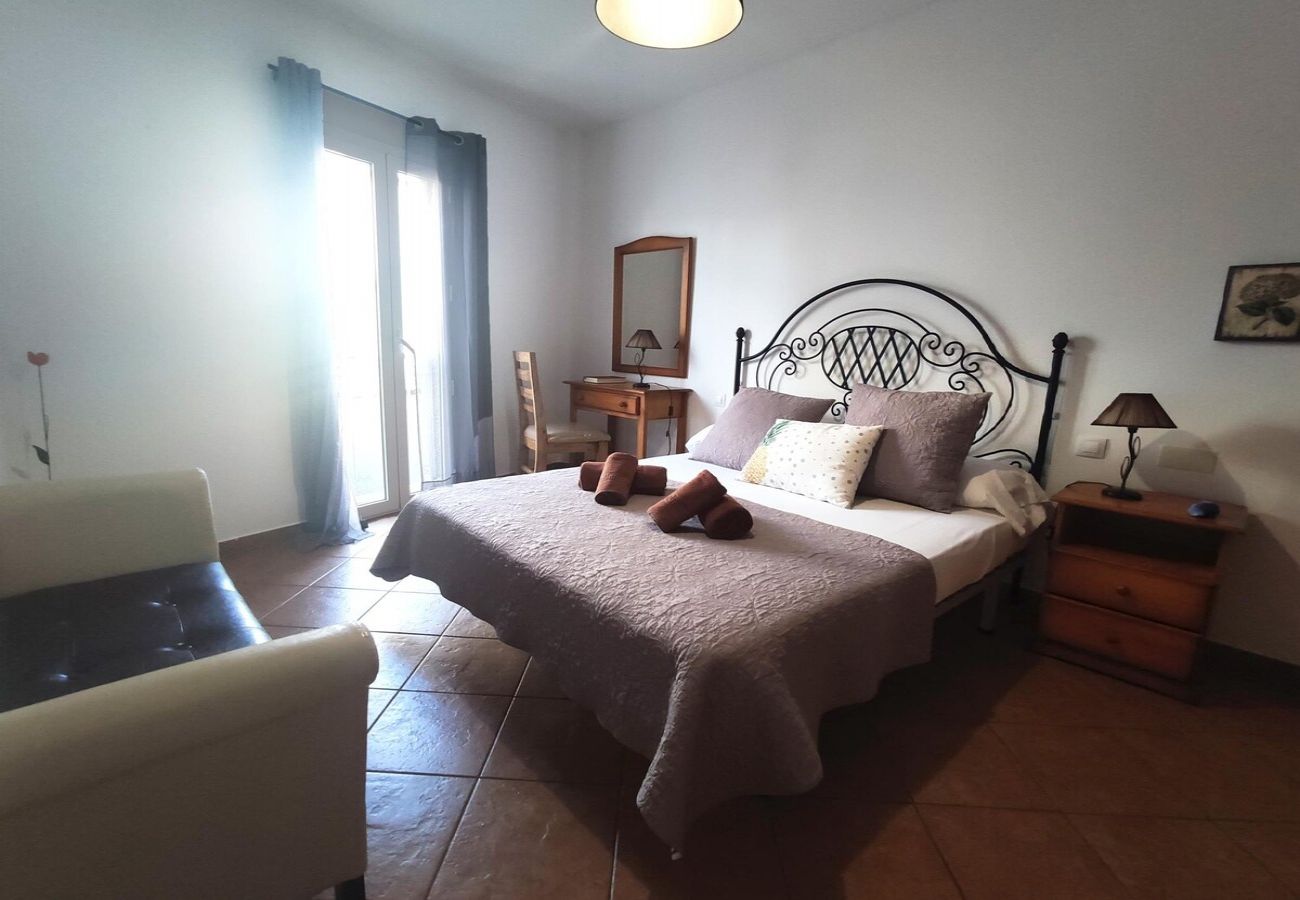 Apartment in Arrecife - La Chalana, two bedroom apartment in El Charco de San Ginés 