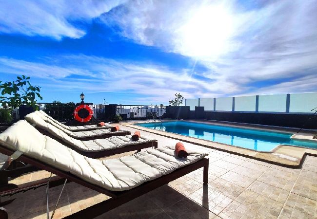 Villa in Tías - Villa 21, luxurious villa with heated pool  Villa in Tías - Villa 21, luxurious villa with heated pool