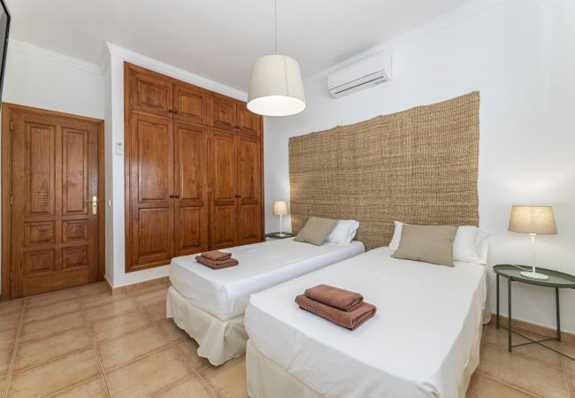Villa in Tías - Villa 21, luxurious villa with heated pool  Villa in Tías - Villa 21, luxurious villa with heated pool