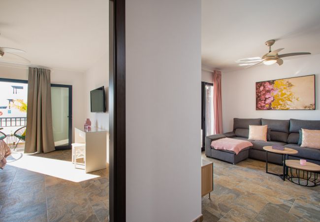 House in Playa Blanca - La niña bonita - poolside villa with sea views House in Playa Blanca - La niña bonita - poolside villa with sea views