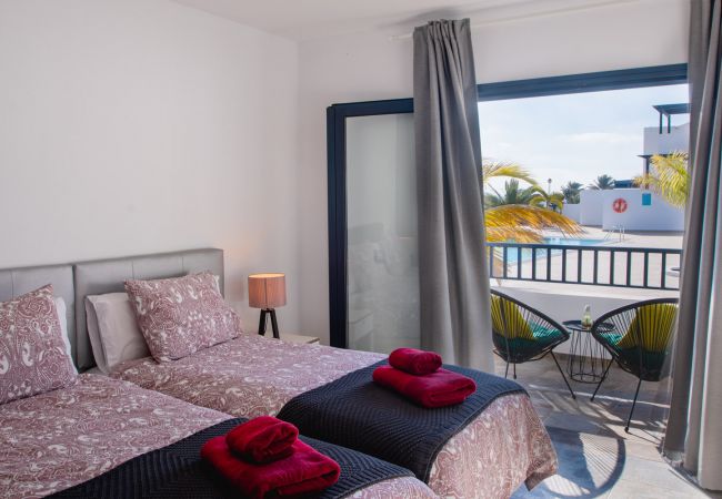 House in Playa Blanca - La niña bonita - poolside villa with sea views House in Playa Blanca - La niña bonita - poolside villa with sea views