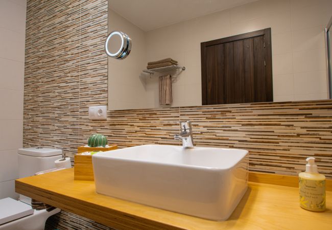 House in Playa Blanca - La niña bonita - poolside villa with sea views House in Playa Blanca - La niña bonita - poolside villa with sea views