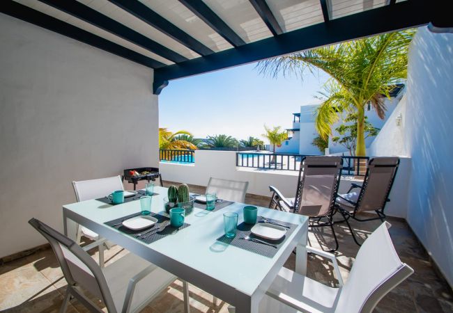 House in Playa Blanca - La niña bonita - poolside villa with sea views House in Playa Blanca - La niña bonita - poolside villa with sea views