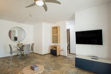House in Playa Blanca - La niña bonita - poolside villa with sea views