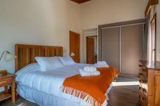 Apartment in San Carlos de Bariloche - LENGA 2D Premium Apartment View + Pool - Arelauquen